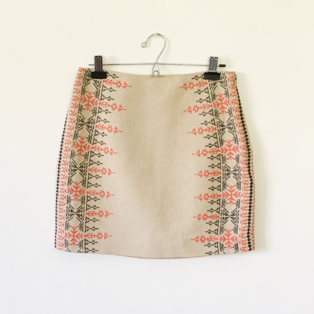 •LOFT• Western Inspired Embroidered Mini Skirt
